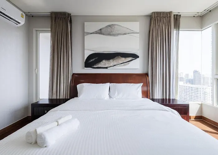 Luxury Huge Center Of Bkk Close To Thong Lor Bts Apartment Bangkok