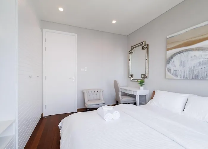 Apartment Luxury Huge Center Of Bkk Close To Thong Lor Bts