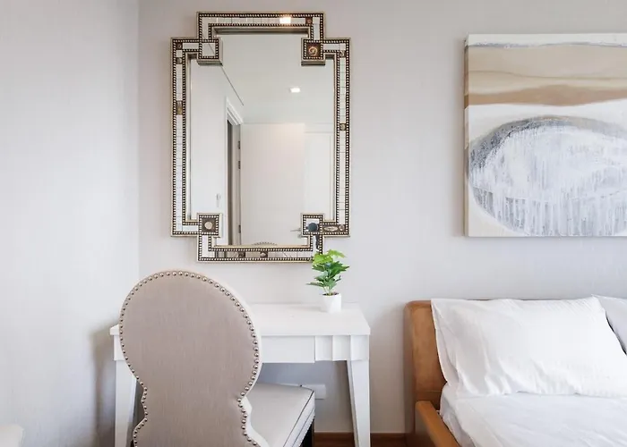 Luxury Huge Center Of Bkk Close To Thong Lor Bts Apartment